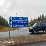 Liikennemerkit Västilä, Kylämä ja Länkipohja, reitti Huikkaanmäen myytävälle metsätilalle.