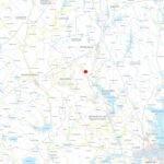 Lähestymiskartta ja kohteen sijainti laajalla kartalla, josta näkyy kohteen sijainti Tampereen, Porin ja muiden isojen kaupungien keskellä