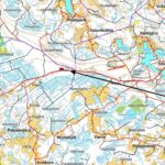 Yksityiskohtainen sijaintikartta Hämeenkyrön Vesajärven alueelta, josta käy ilmi metsätilan sijoittuminen asfaltoidun Vesajärventien varteen.