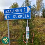 Ikaalisten ja Kurkelan tienviitat sekä kohteen myyntiopaste