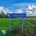 Pääjärventien tienviitta Lahdentausta-tilan määräalalle johtavalla reitillä