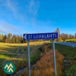 Luhalahden tienviitta matkalla kohteelle